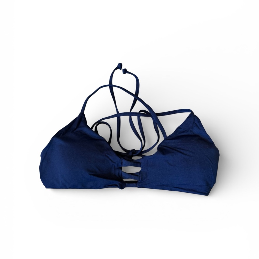NWOT L*Space cutout front bikini top navy